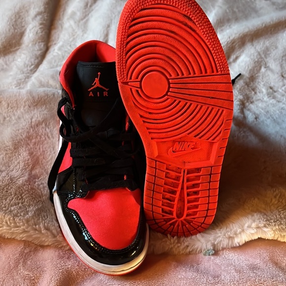 Converse sneakers collection grateful 2009 not worn boy or women - Picture 4 of 5